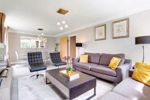 Boydell Court St Johns Wood Park/Swiss Cottage Borders